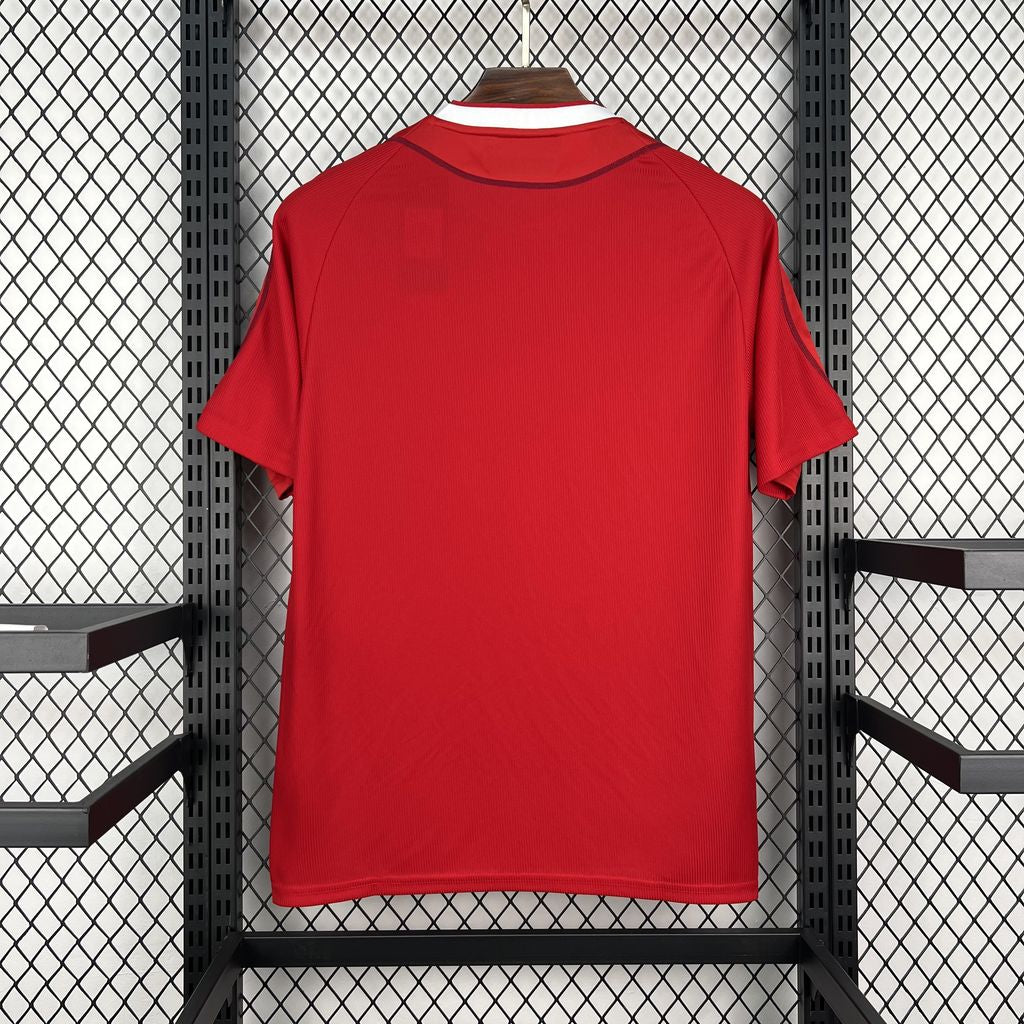 Liverpool Retro 02-03