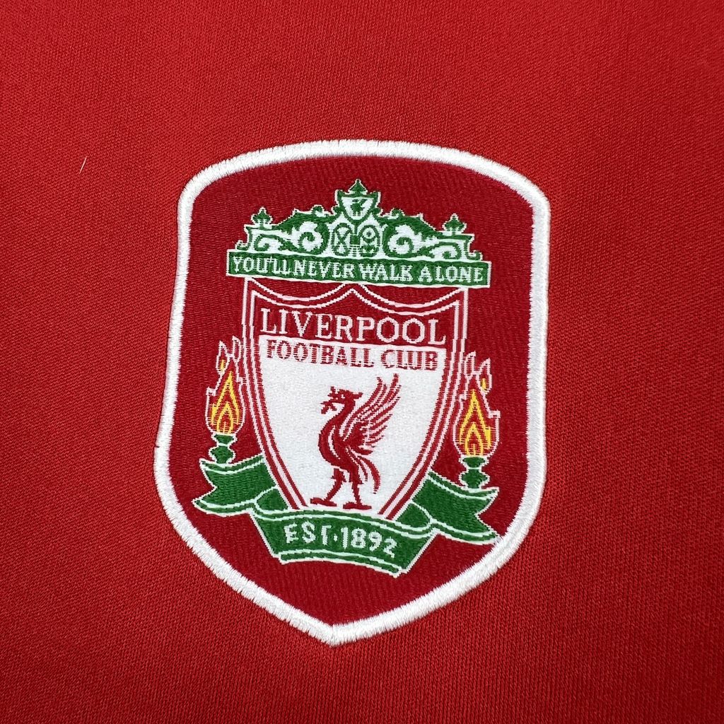 Liverpool Retro 02-03