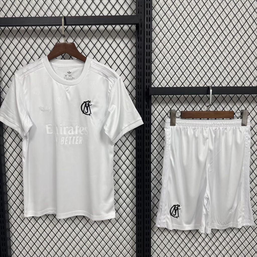 Real Madrid  - Edição Especial “125 anos” Kit Criança 26-27