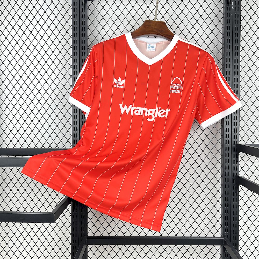 Nottingham Forest Retro 82-83