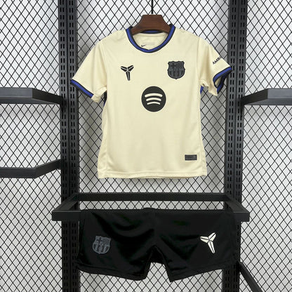 Kit Criança Alternativo Barcelona 25-26