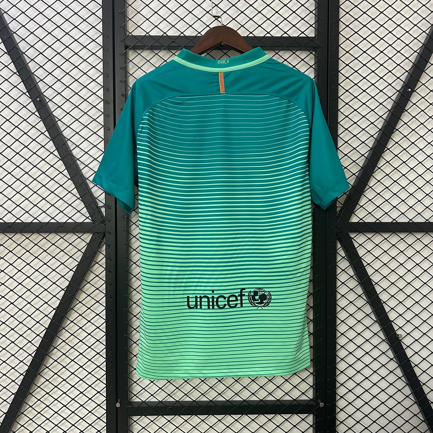 Retro Barcelona 2016-2017