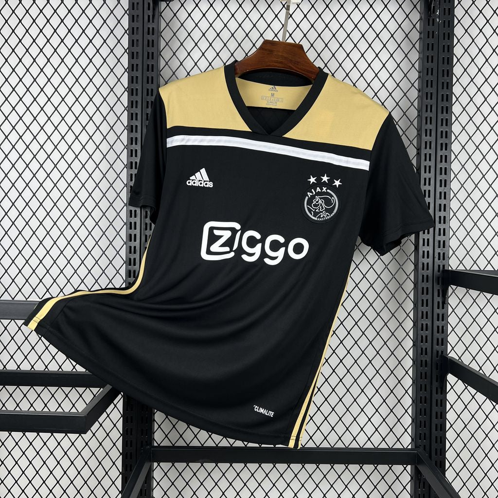 Ajax Retro 18-19