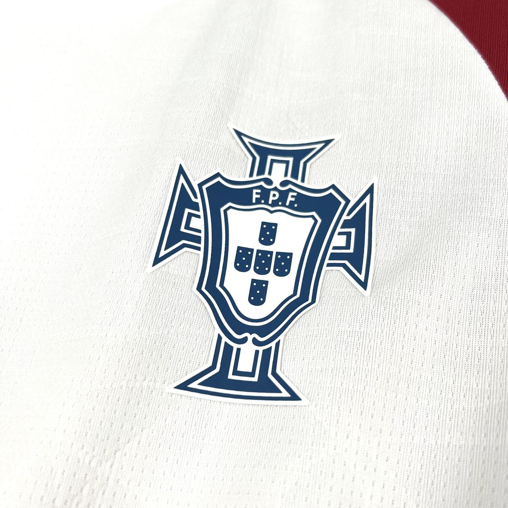 Portugal - Camisola Pré-Jogo 26-27