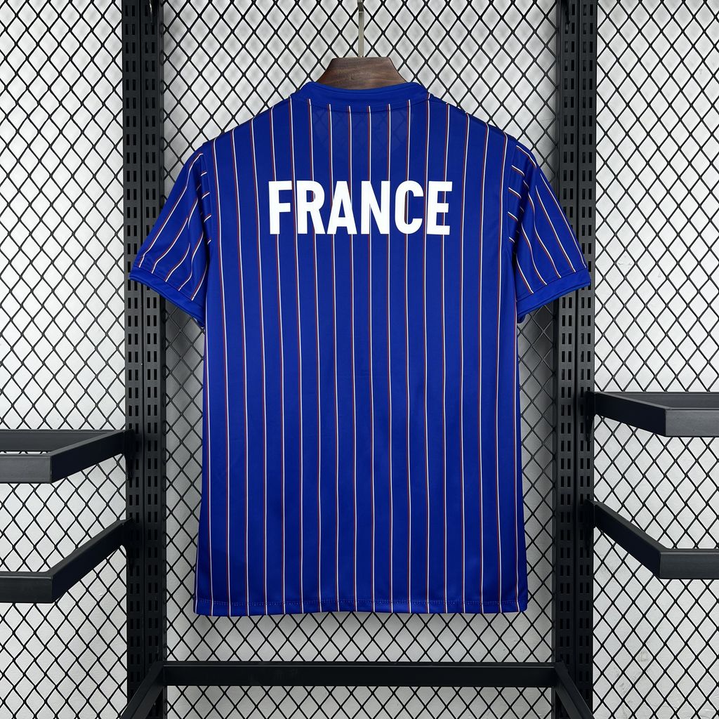 França - Camisola Pré-Jogo 26-27