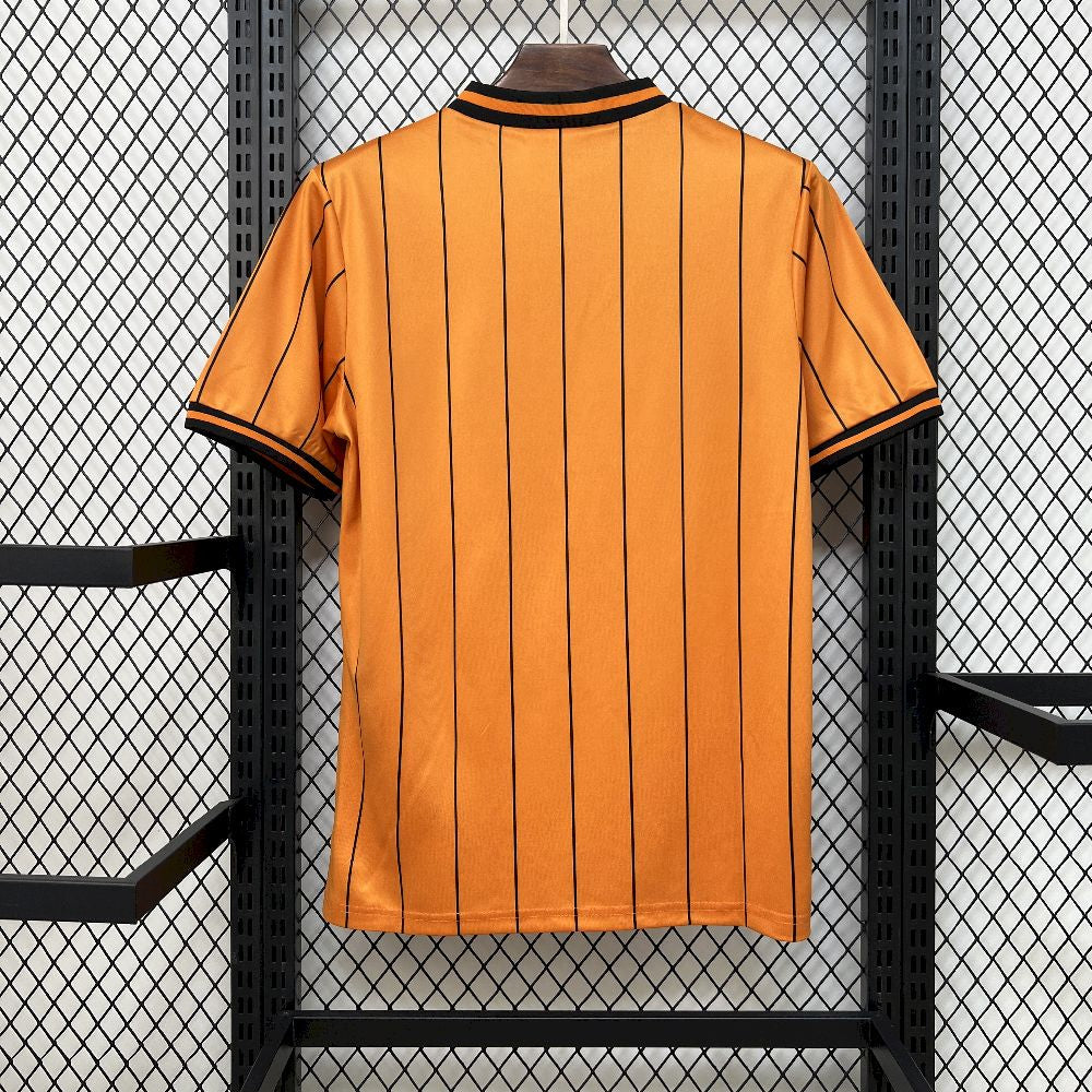 Wolves Retro 85-86