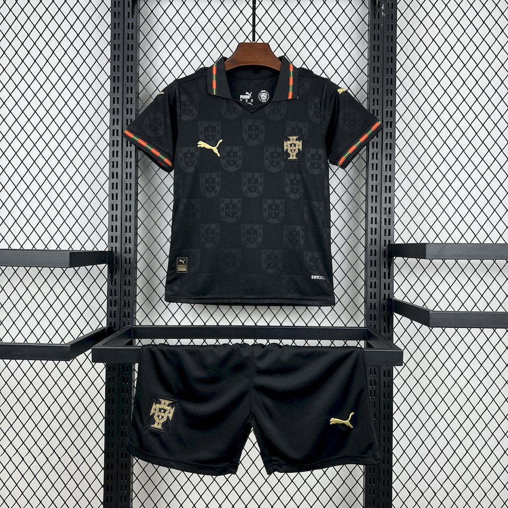 Portugal - Edição Especial “Pantera Negra” Kit Criança 25-26